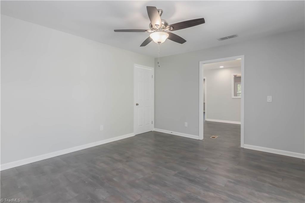 3206 Dillon Road Jamestown, NC 27282 - Photo 17 of 30 Gallery Image 17