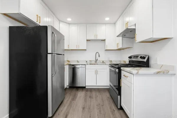 $2,150,000 | 889 Bracero Road, Encinitas, CA 92024