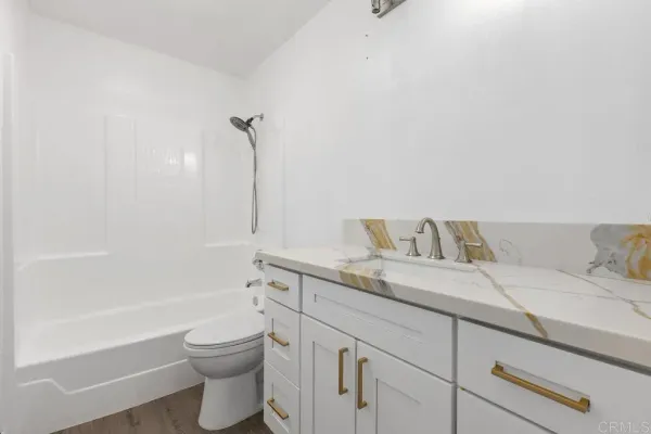 $2,150,000 | 889 Bracero Road, Encinitas, CA 92024