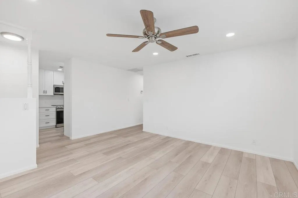 889 Bracero Road Encinitas, CA 92024 - Photo 6 of 59