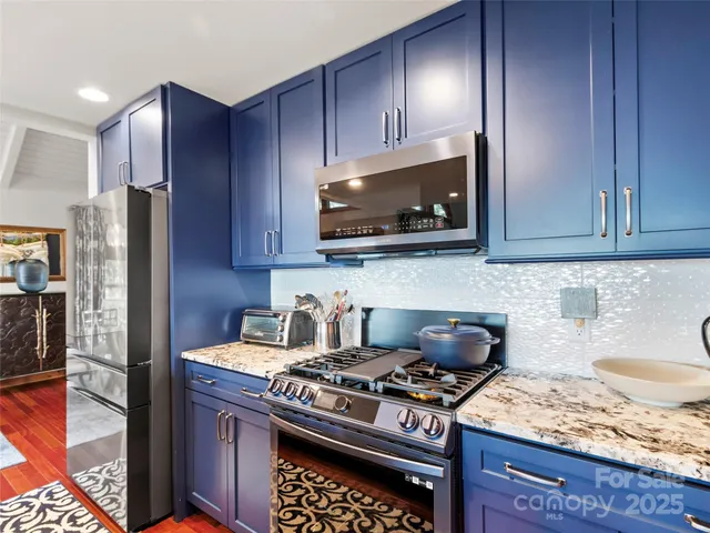 $1,350,000 | 430 Rhododendron Lane, Burnsville, NC 28714