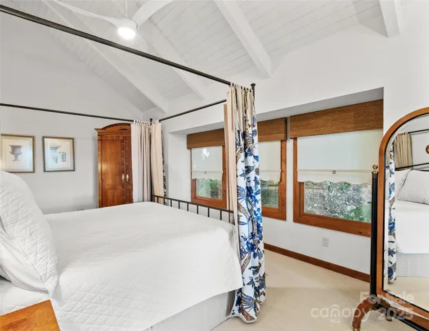 $1,350,000 | 430 Rhododendron Lane, Burnsville, NC 28714