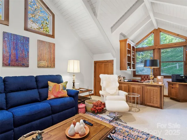 $1,350,000 | 430 Rhododendron Lane, Burnsville, NC 28714