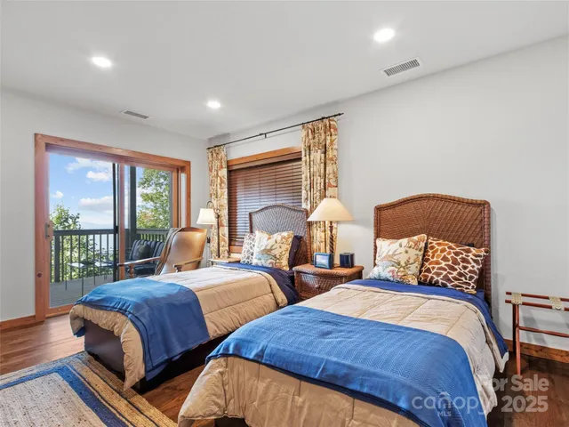 $1,350,000 | 430 Rhododendron Lane, Burnsville, NC 28714