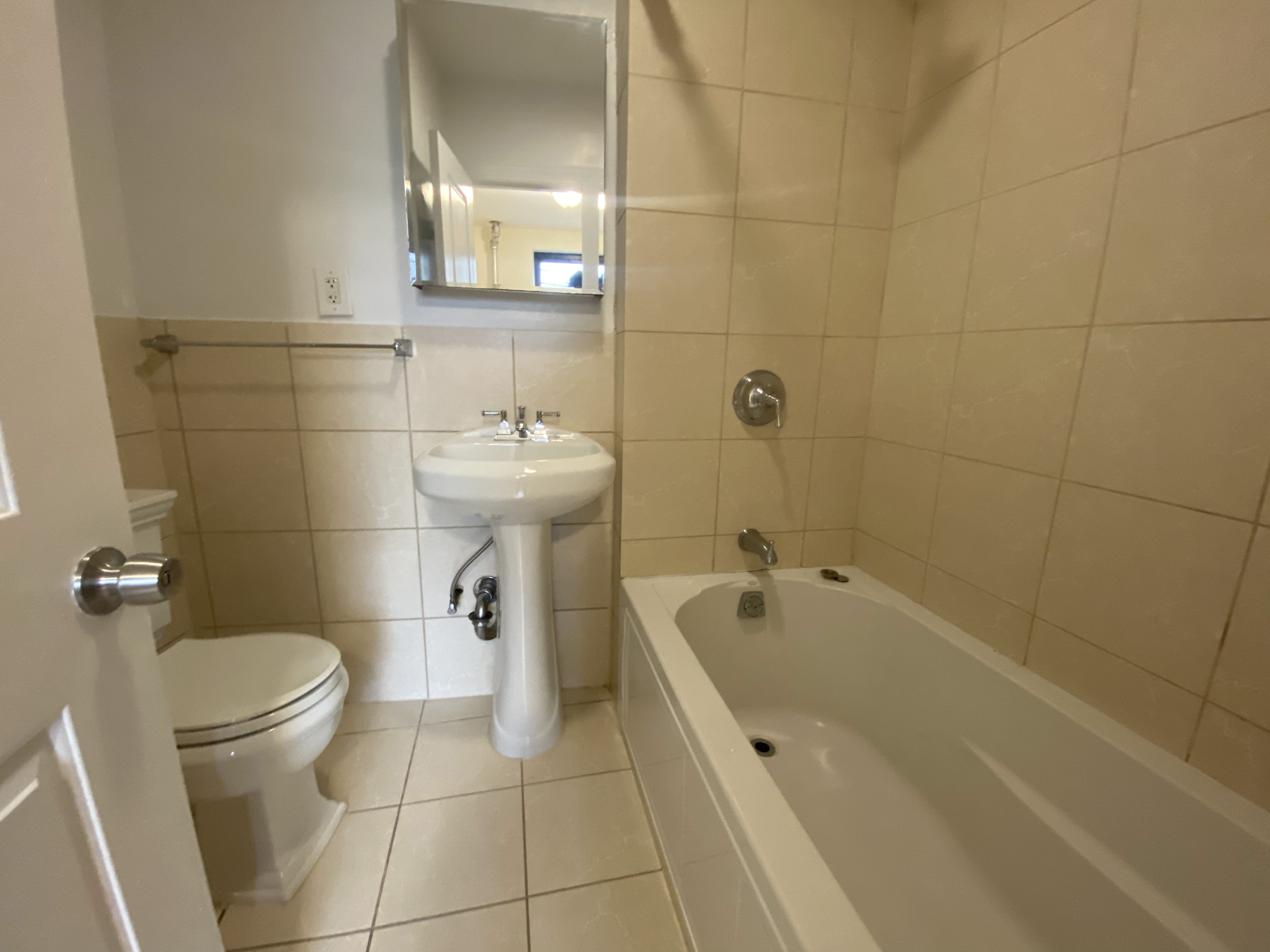 30-49 Crescent Street, Unit H1A2 Queens, NY 11102 - Photo 6 of 6