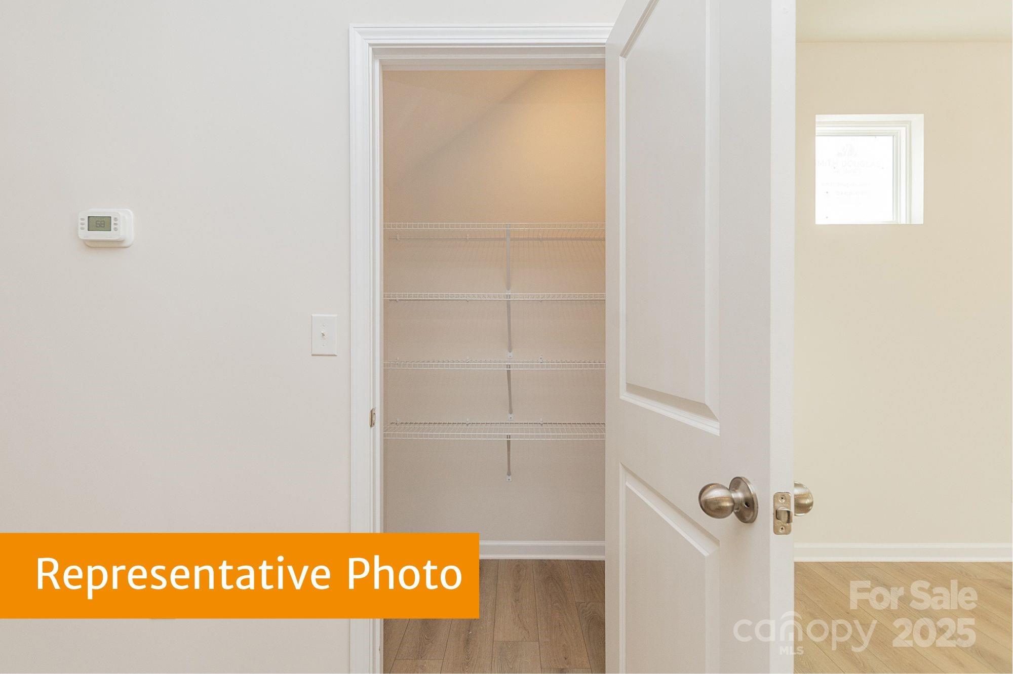 6037 Jasmine Br Road Charlotte, NC 28216 - Photo 9 of 33 a view of a bathroom
