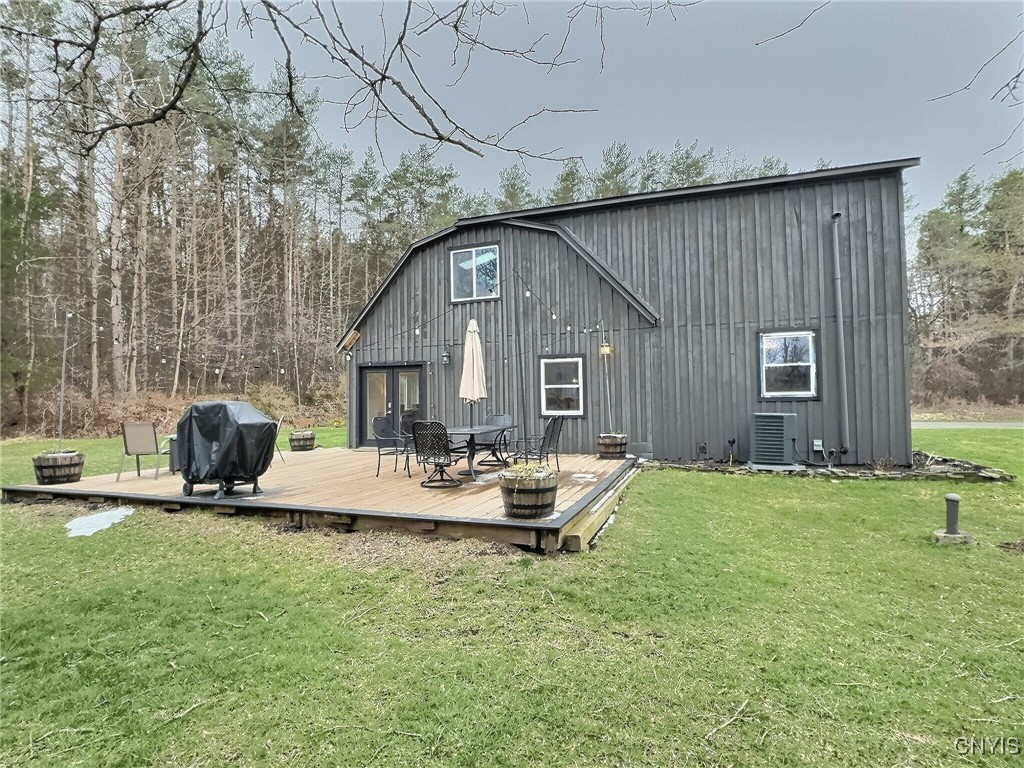 8290 Number 2 Road East Pompey, NY 13104 - Photo 34 of 45