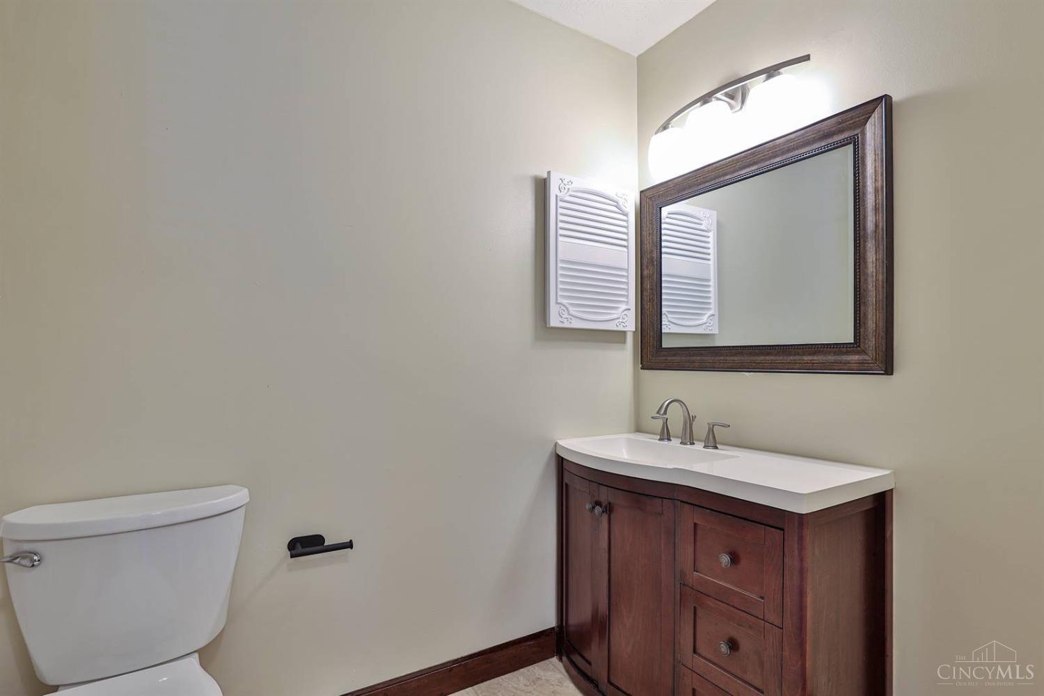 6584 Hearne Road, Unit 17 Cincinnati, OH 45248 - Photo 20 of 27 Gallery Image 20