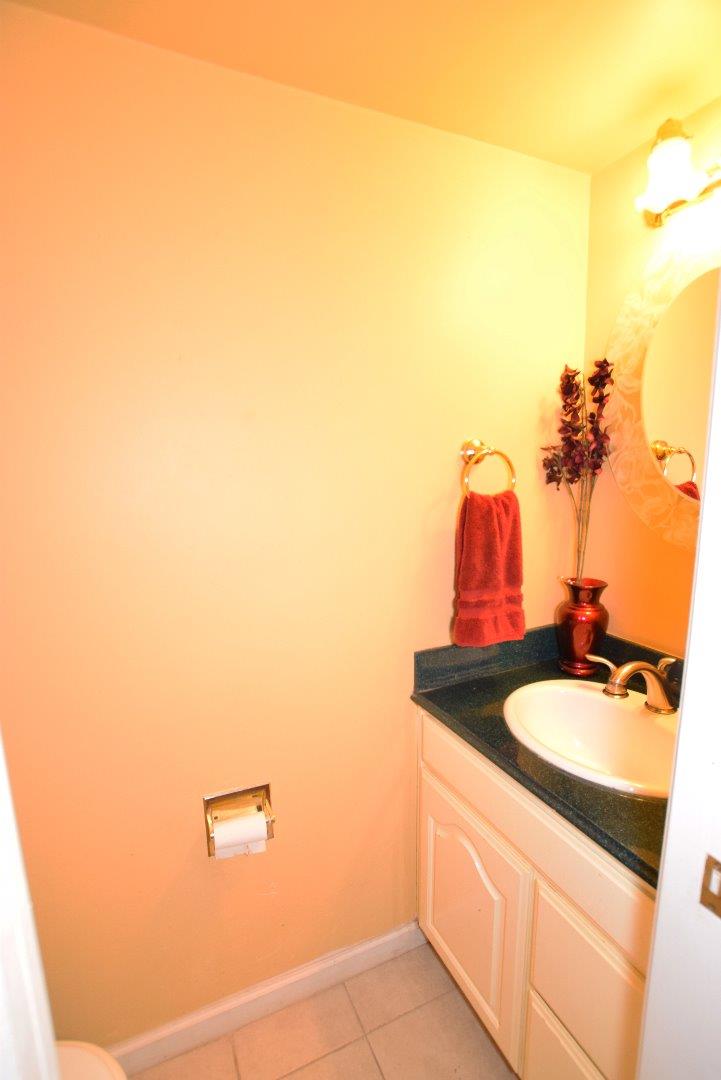 22823 Longdown Road Cupertino, CA 95014 - Photo 12 of 34 Gallery Image 12