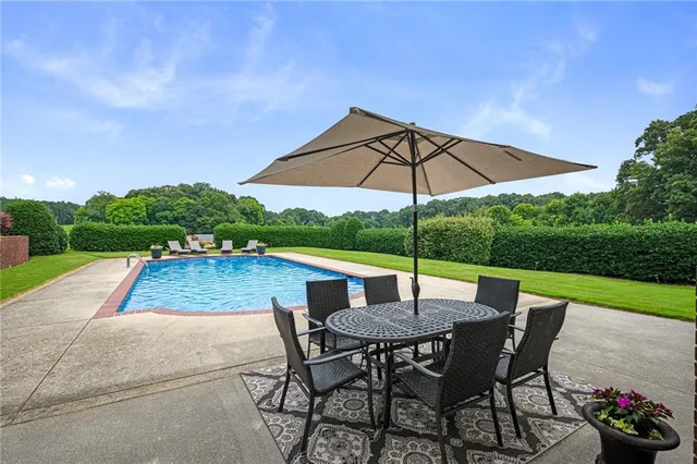 $1,350,000 | 367 School House Road Northeast, Calhoun, GA 30701