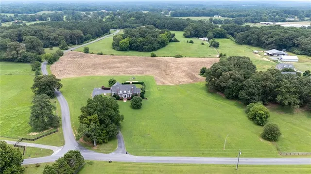 $1,350,000 | 367 School House Road Northeast, Calhoun, GA 30701