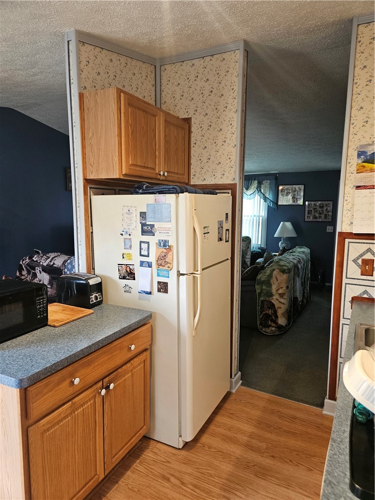 84 Wayfaring Lane Greece, NY 14612 - Photo 6 of 24