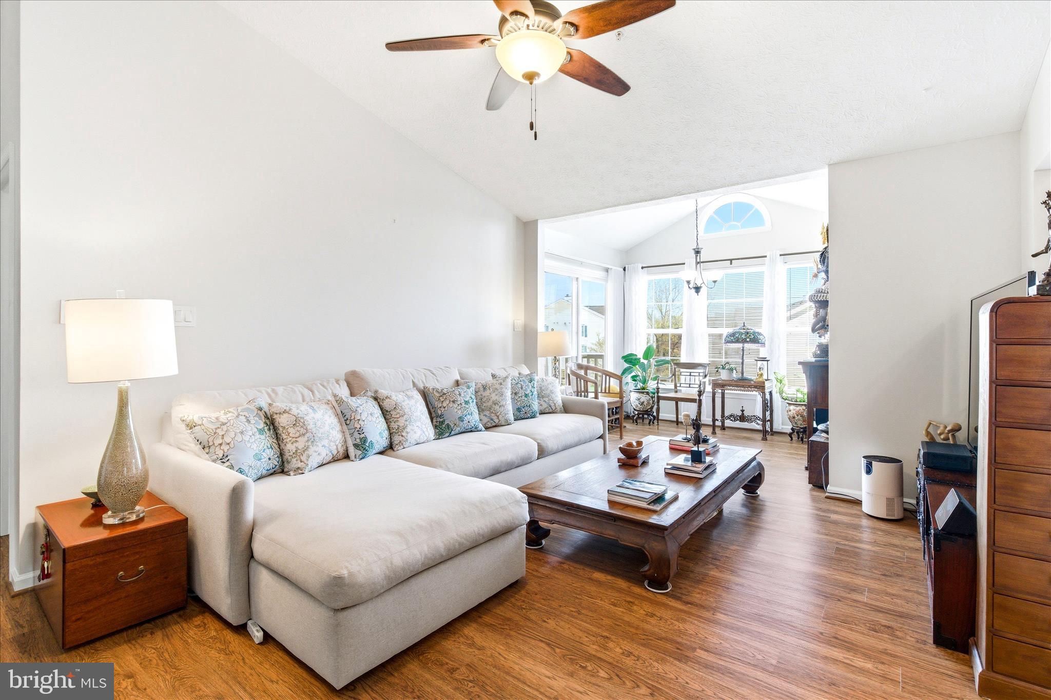 Immaculate Condo in Ballenger Creek!