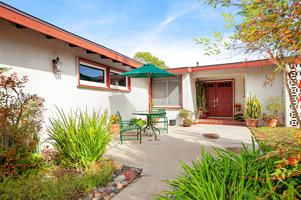14155 Halper Road Poway, CA 92064 - Photo 5 of 20