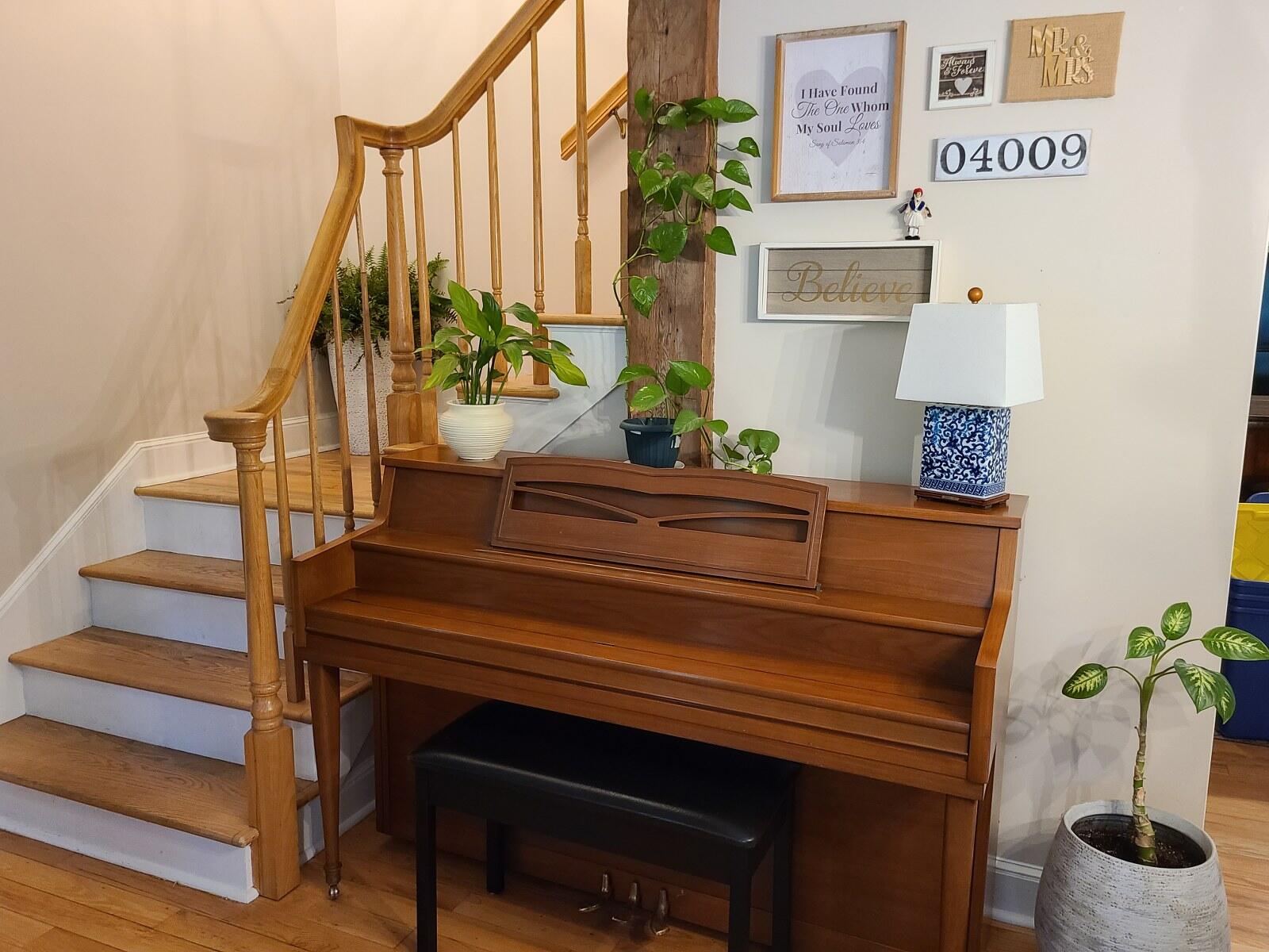 81 Raspberry Lane Bridgton, ME 04009 - Photo 36 of 93 26 stairway piano 2_1600x1200