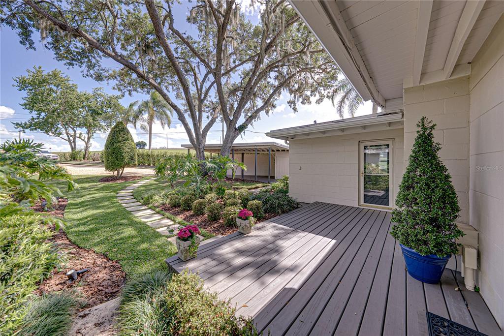 1075 Cody Cove Road Babson Park, FL 33827 - Photo 8 of 96