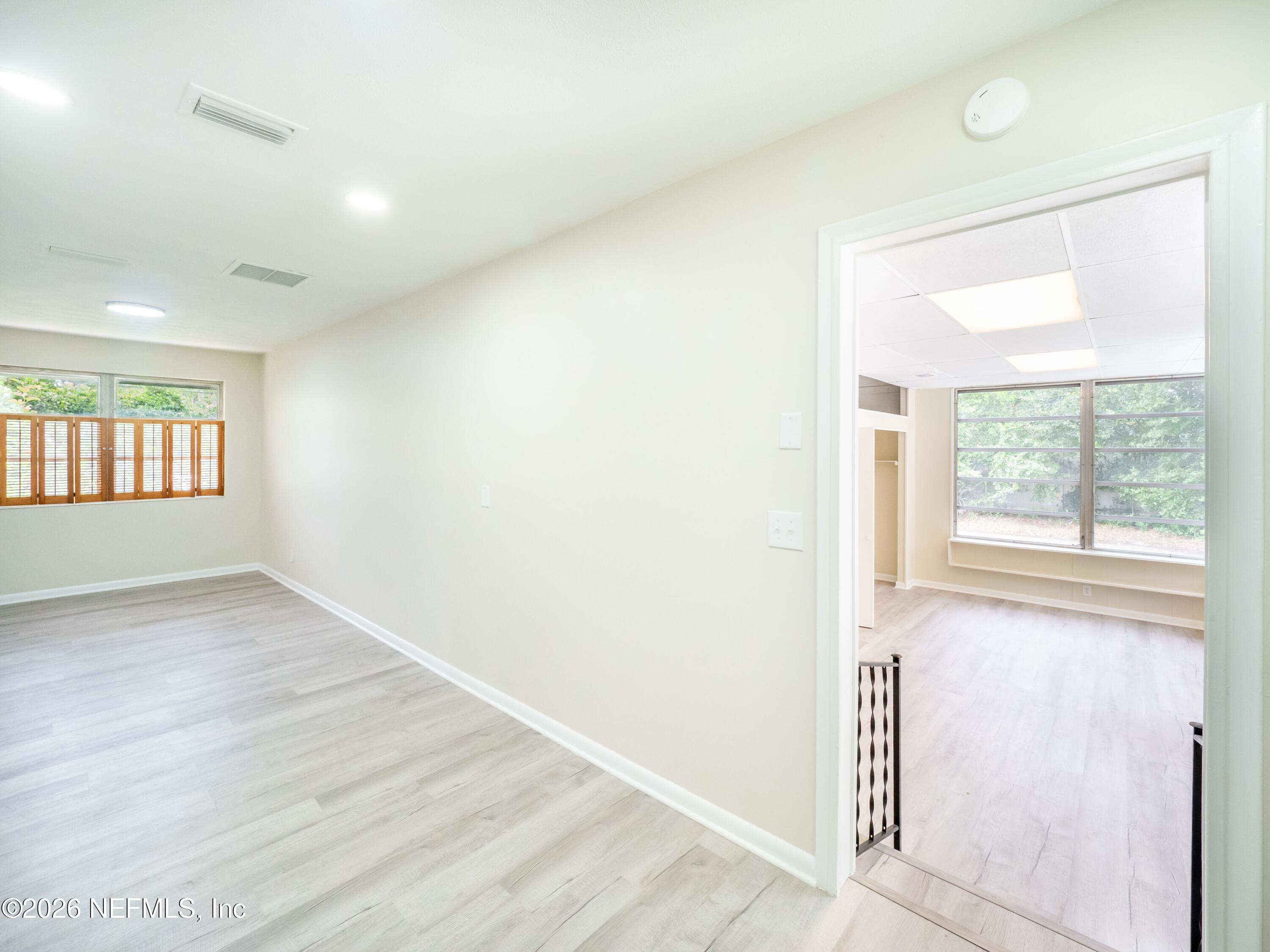 1941 Parental Home Road Jacksonville, FL 32216 - Photo 8 of 34 GmwsN7zg