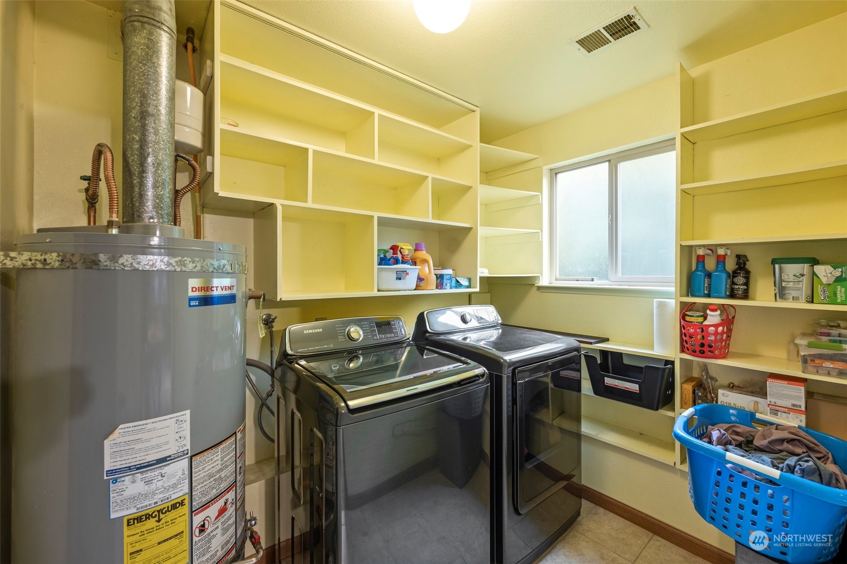 66 Bonney Street Steilacoom, WA 98388 - Photo 31 of 40 a utility room with dryer and washer