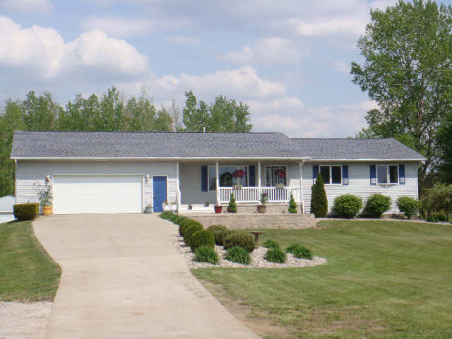 7675 Irish Road Millington, MI 48746 - Photo 1 of 12 20357215.JPG
