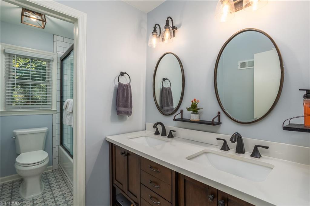 606 Shawnee Road Greensboro, NC 27403 - Photo 23 of 33 Gallery Image 23