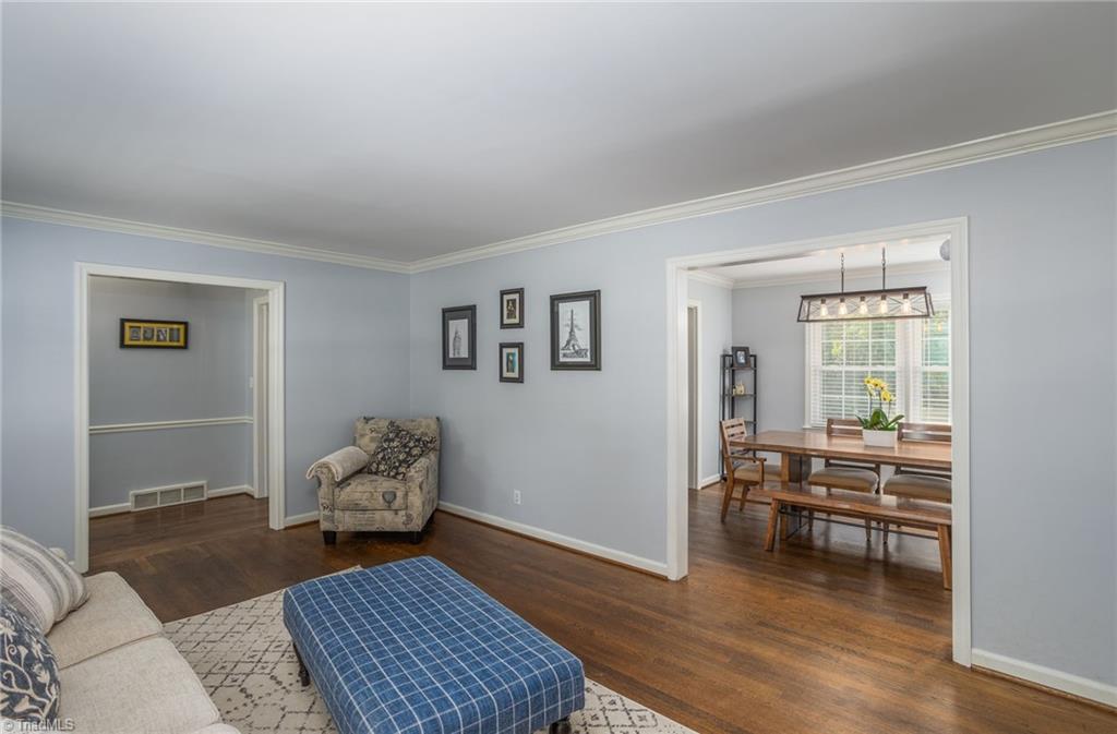 606 Shawnee Road Greensboro, NC 27403 - Photo 9 of 33 Gallery Image 9