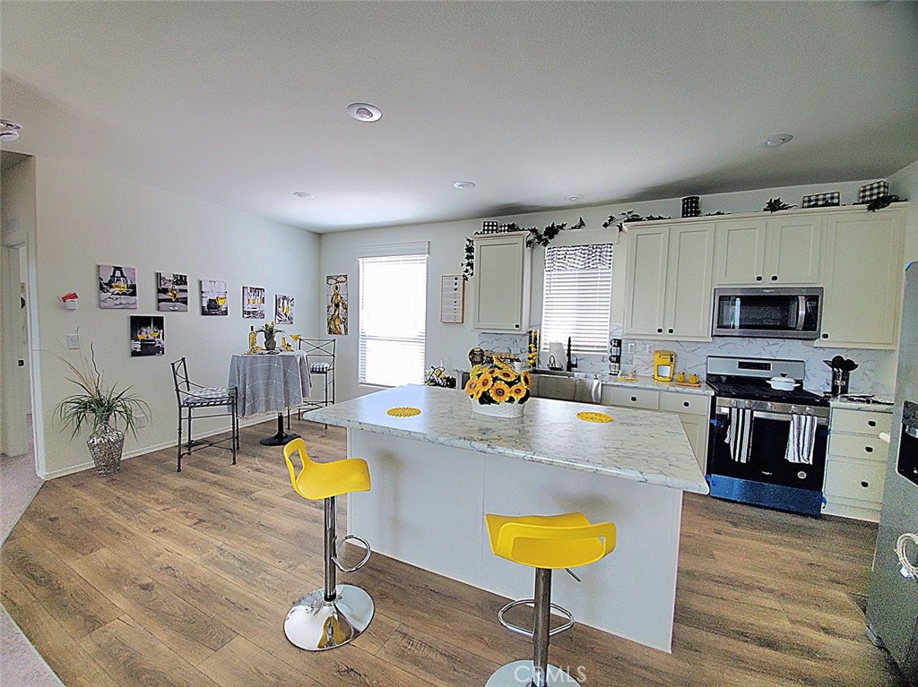 21621 Sandia Road, Unit 138 Apple Valley, CA 92308 - Photo 5 of 40