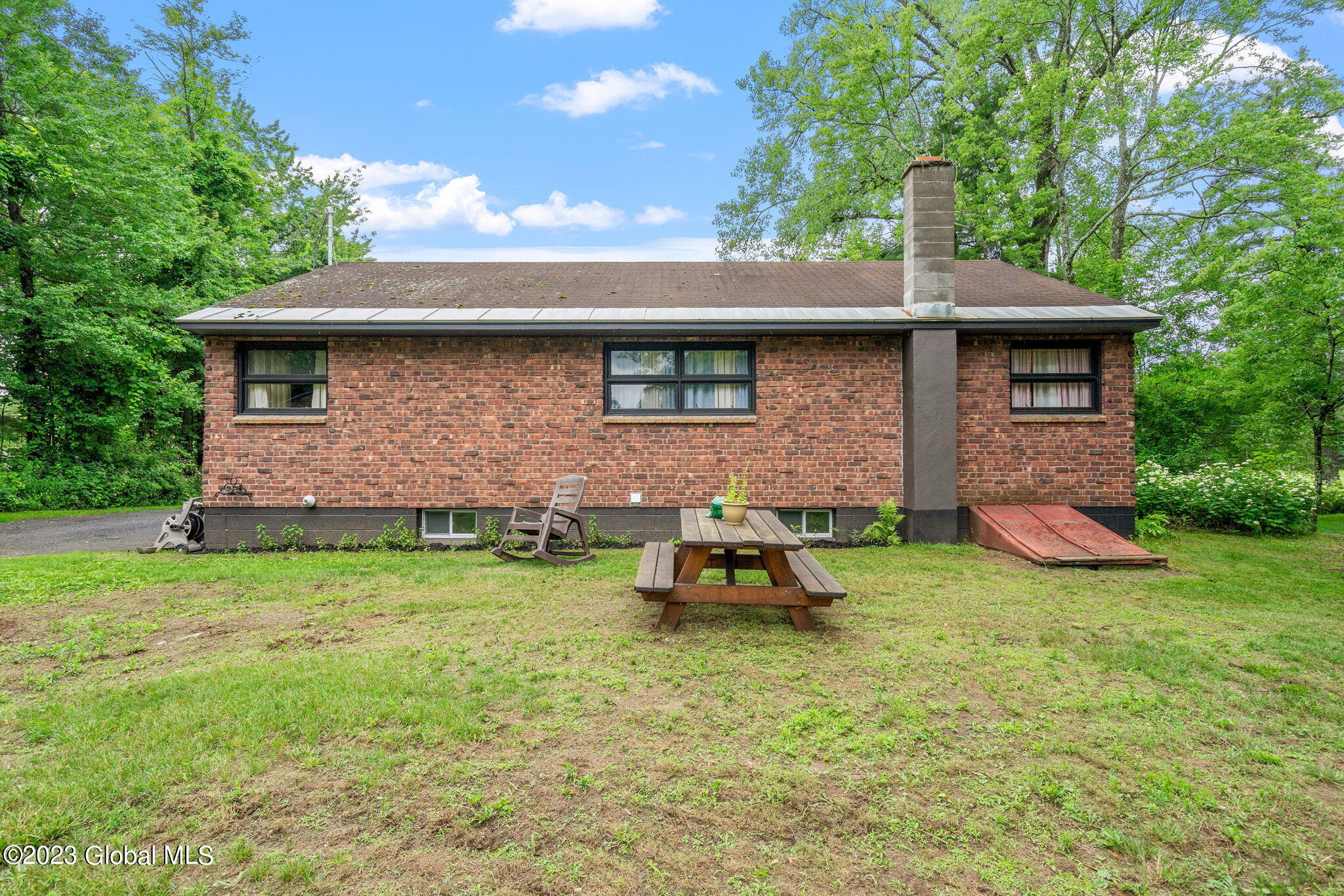 2742 Curry Road Colonie, NY 12303 - Photo 3 of 30 5-web-or-mls-2742-curry-rd