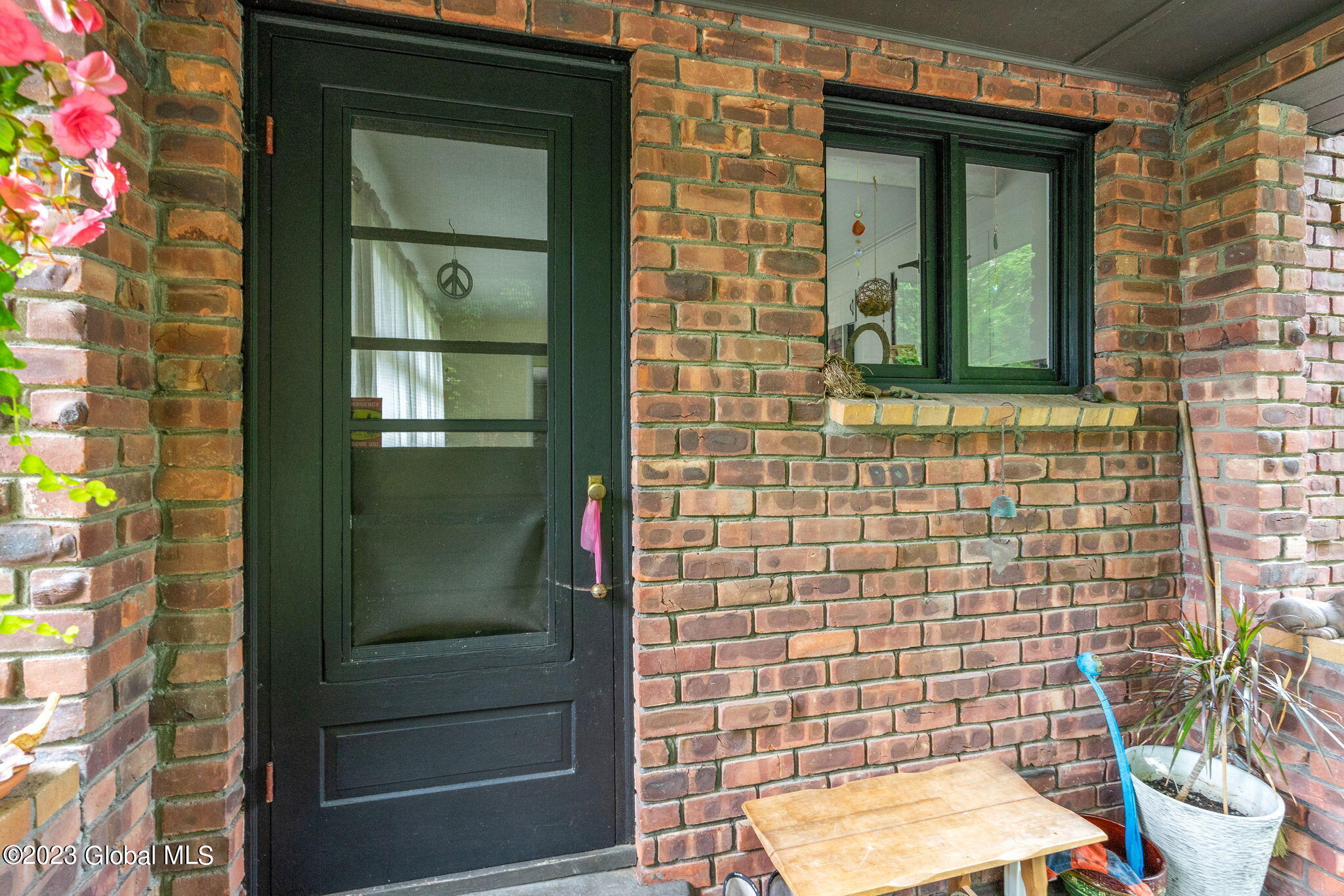 2742 Curry Road Colonie, NY 12303 - Photo 5 of 30 15-web-or-mls-2742-curry-rd