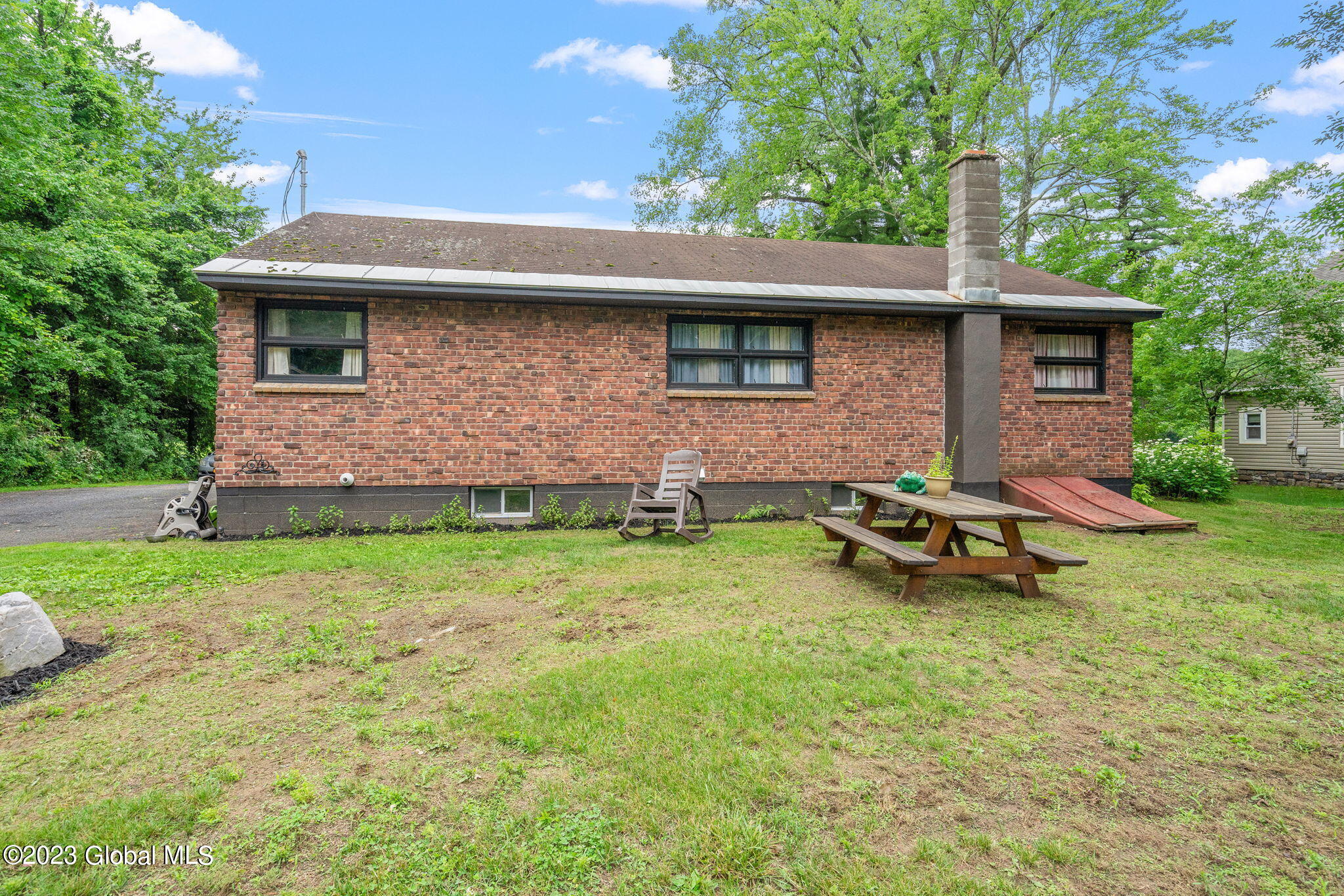 2742 Curry Road Colonie, NY 12303 - Photo 6 of 30 6-web-or-mls-2742-curry-rd