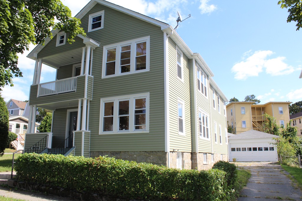 29 Strathmore Road Worcester, MA 01610 - Photo 1 of 10 Gallery Image 1