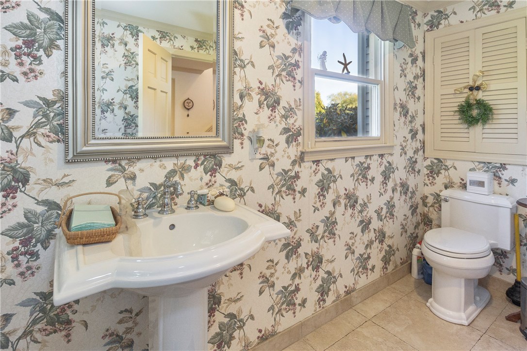 40 Town Dock Road Charlestown, RI 02813 - Photo 15 of 24