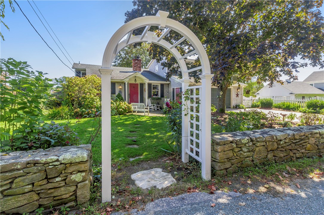 40 Town Dock Road Charlestown, RI 02813 - Photo 4 of 24