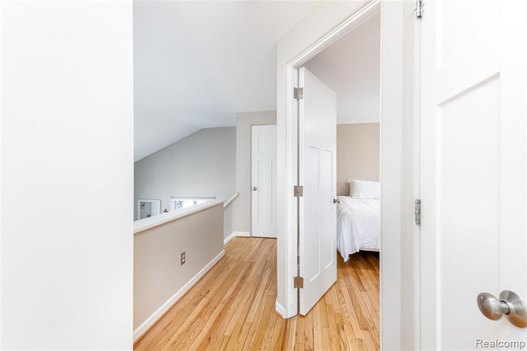 720 Sunset Road Ann Arbor, MI 48103 - Photo 26 of 36