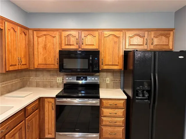 $359,000 | 9608 West 93rd Street, Overland Park, KS 66212