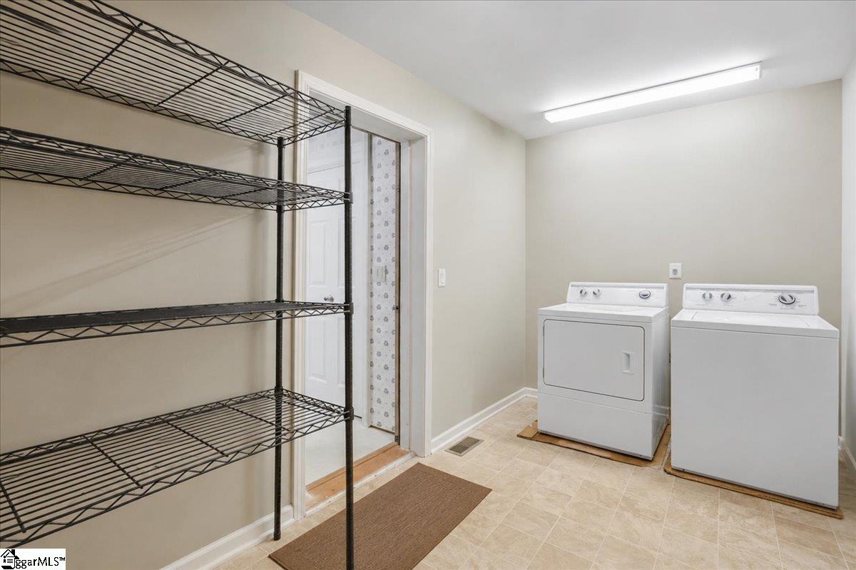1040 Bennetts Bridge Road Greer, SC 29651 - Photo 16 of 46