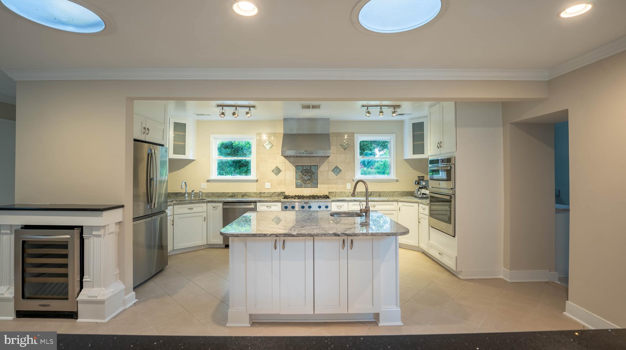 10805 Glen Road Potomac, MD 20854 - Photo 20 of 40