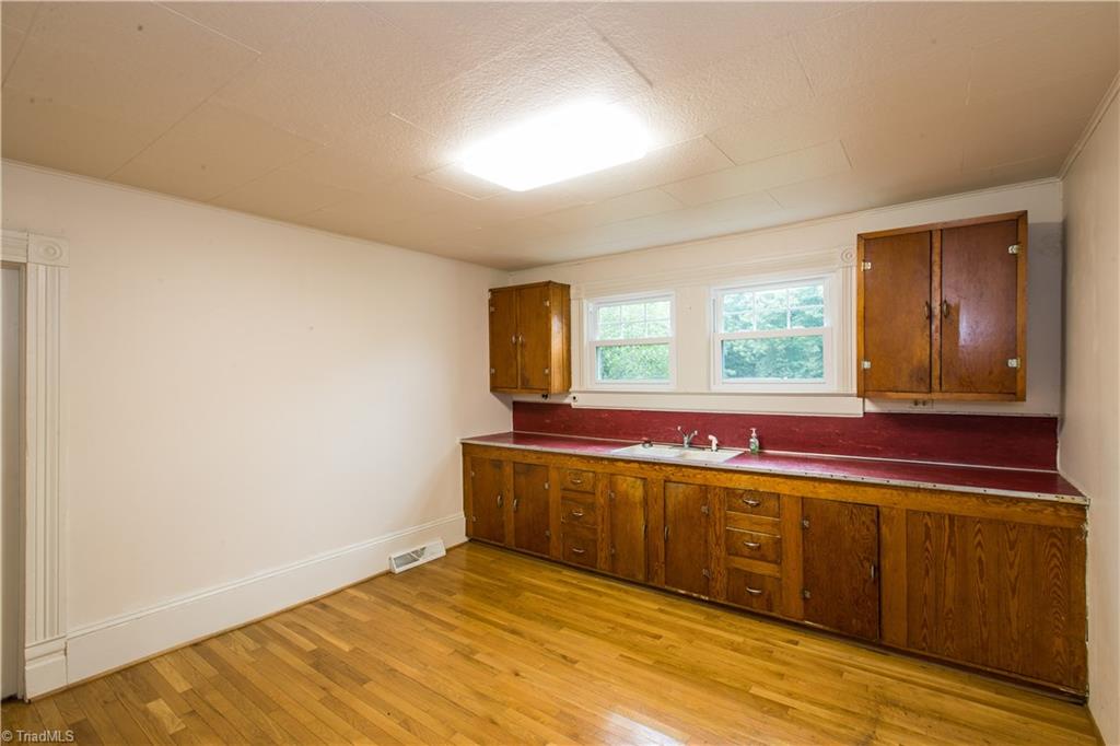 7410 Walnut Cove Road Walkertown, NC 27051 - Photo 14 of 29 Gallery Image 14