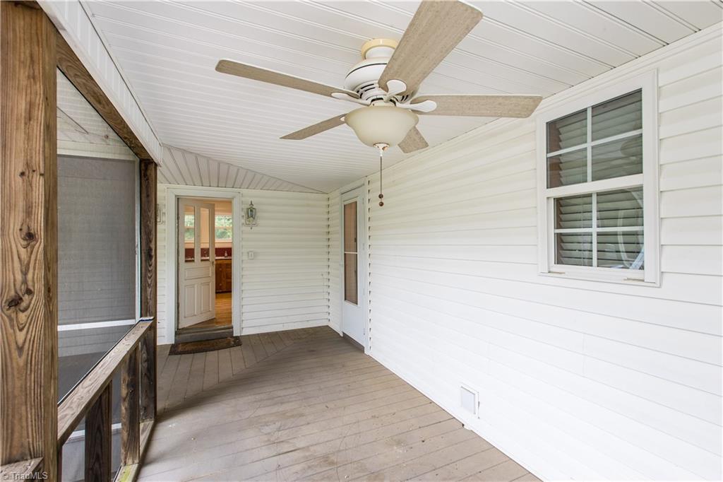 7410 Walnut Cove Road Walkertown, NC 27051 - Photo 4 of 29 Gallery Image 4