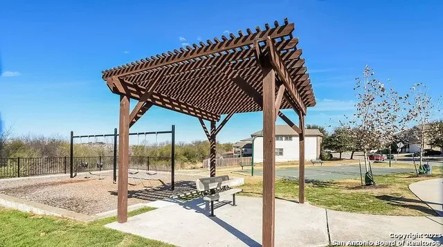 $1,950 | 11410 Unbridled, San Antonio, TX 78245