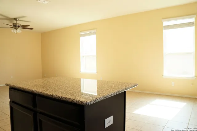 $1,950 | 11410 Unbridled, San Antonio, TX 78245