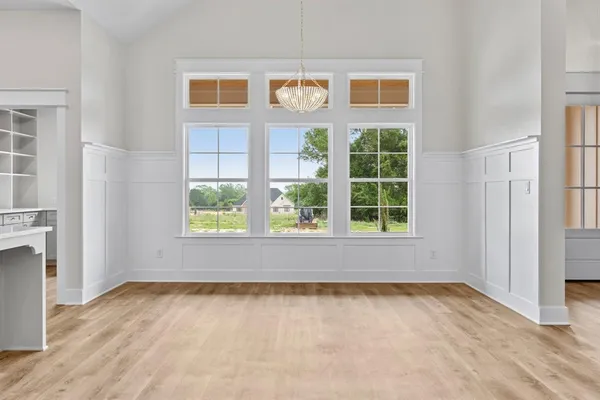 $557,700 | 17300 Woodcrest Circle, Lindale, TX 75771