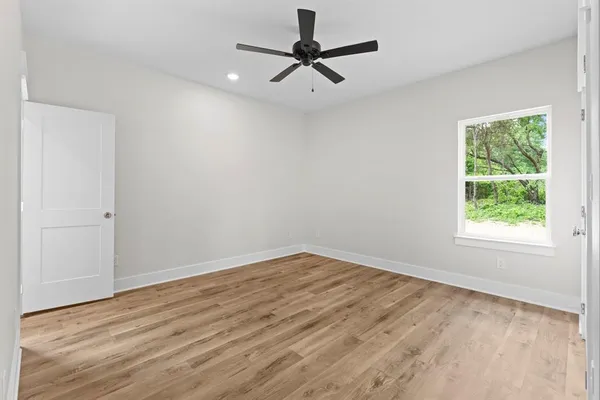 $557,700 | 17300 Woodcrest Circle, Lindale, TX 75771