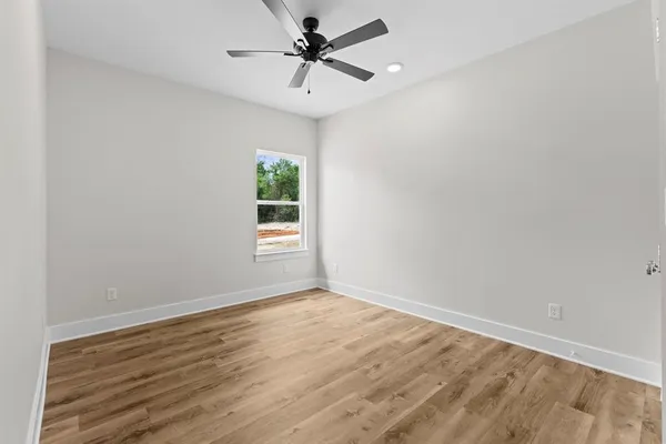 $557,700 | 17300 Woodcrest Circle, Lindale, TX 75771