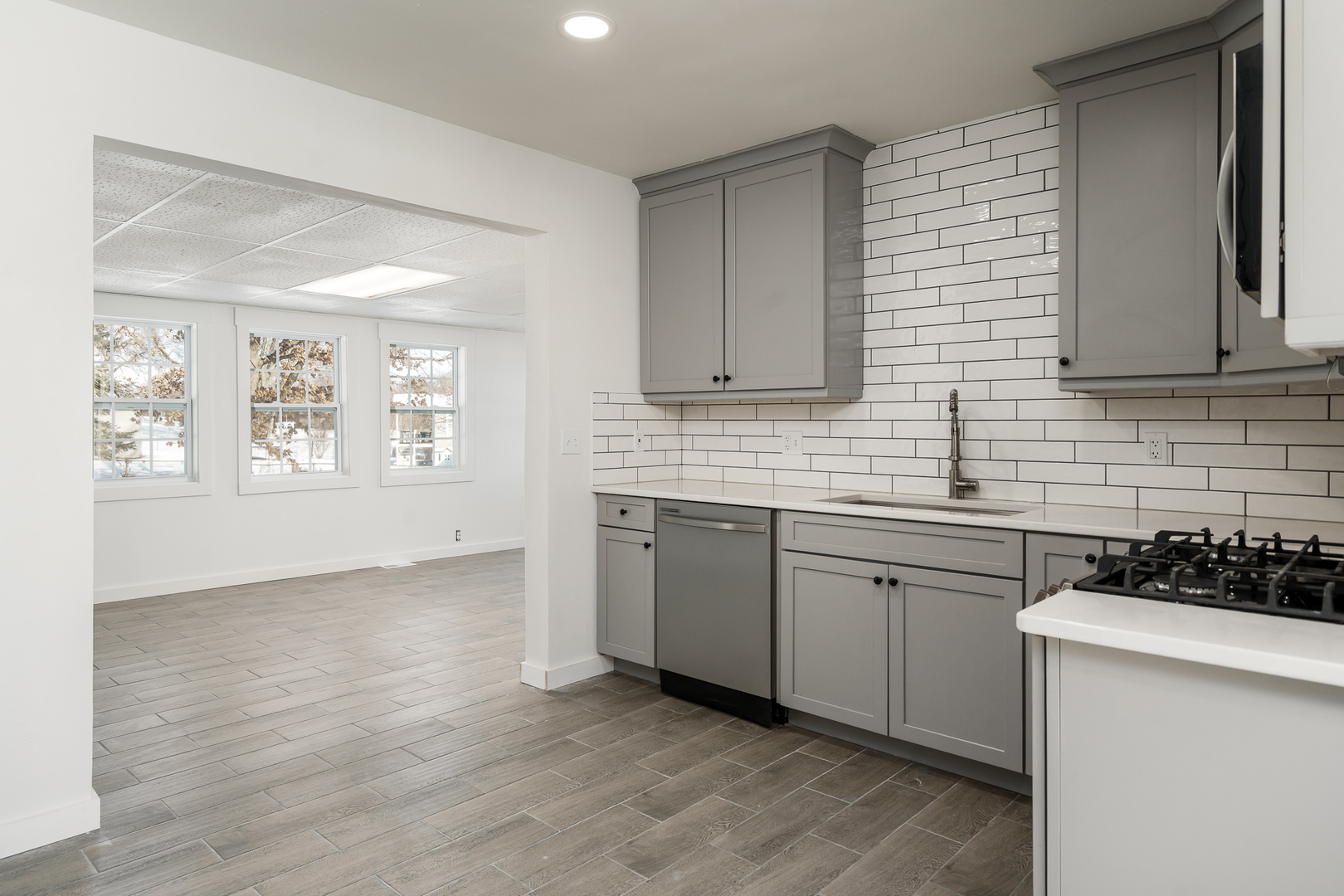 617 East 3rd Street Byron, IL 61010 - Photo 9 of 40