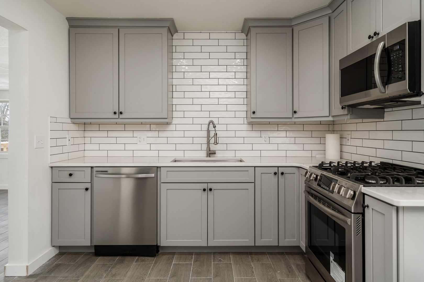 617 East 3rd Street Byron, IL 61010 - Photo 10 of 40