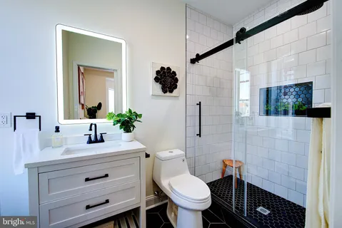 $549,000 | 818 South 51st Street, Philadelphia, PA 19143