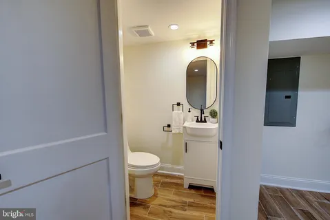 $549,000 | 818 South 51st Street, Philadelphia, PA 19143