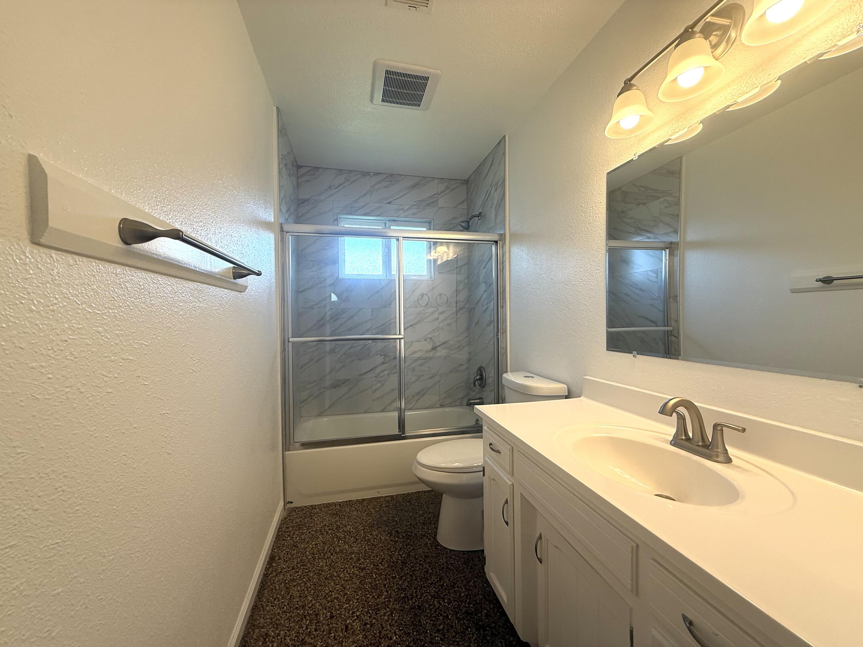 1093 Raymond Road Hanford, CA 93230 - Photo 17 of 32 IMG_8956
