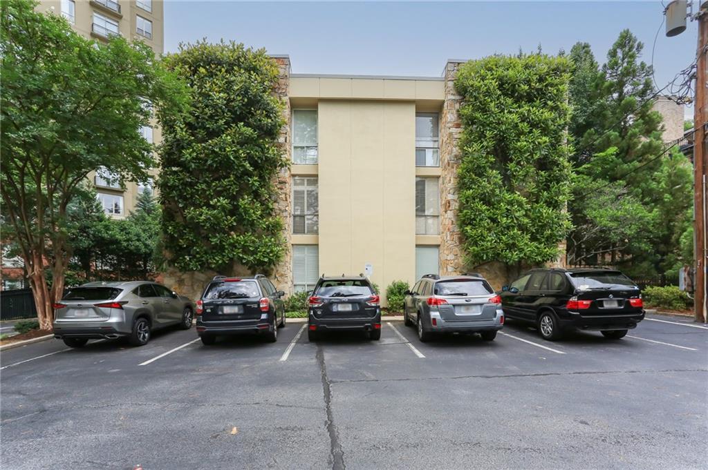 2632 Peachtree Road Northwest, Unit 302B Atlanta, GA 30305 - Photo 18 of 18 Gallery Image 18