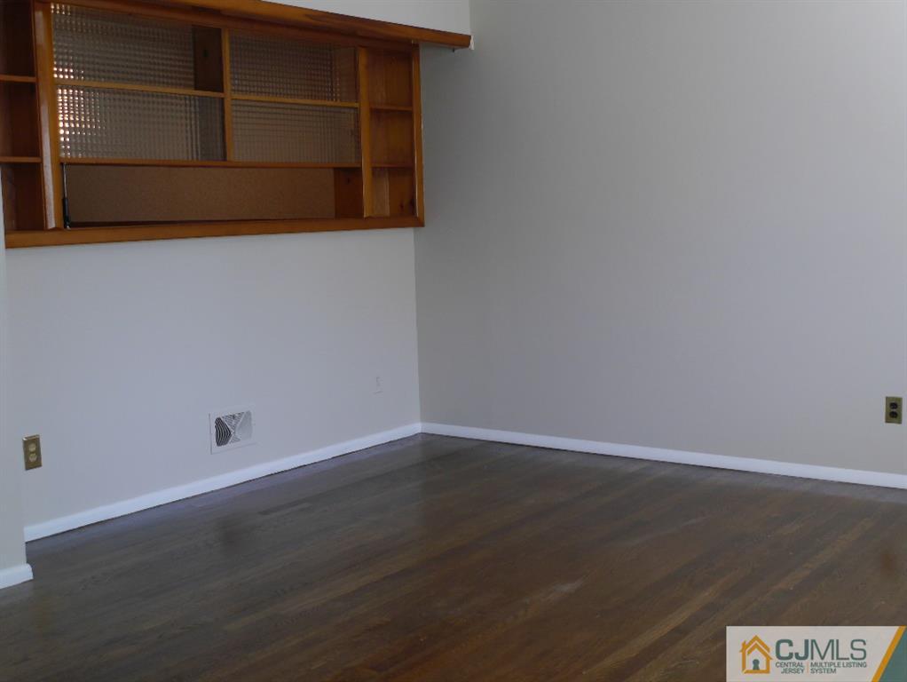 350 Morristown Road Linden, NJ 07036 - Photo 4 of 14 Gallery Image 4